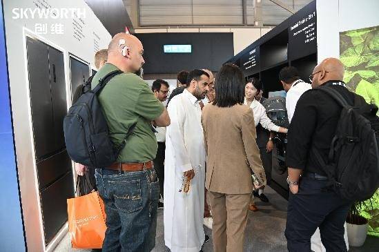 FA 2025展示中国智造全球化新格局PG麻将胡了网站入口创维双品牌闪耀I(图18)